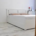 010 Center Apart-hotel