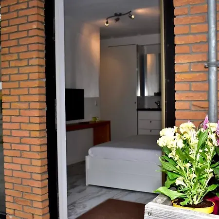 010 Center Aparthotel *