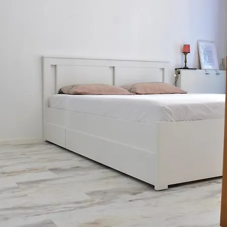 Fd Center Aparthotel