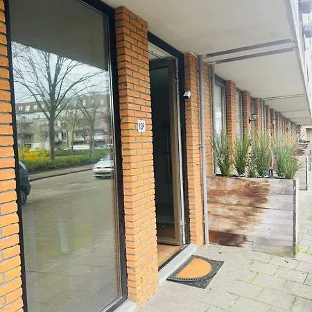 010 Center Aparthotel