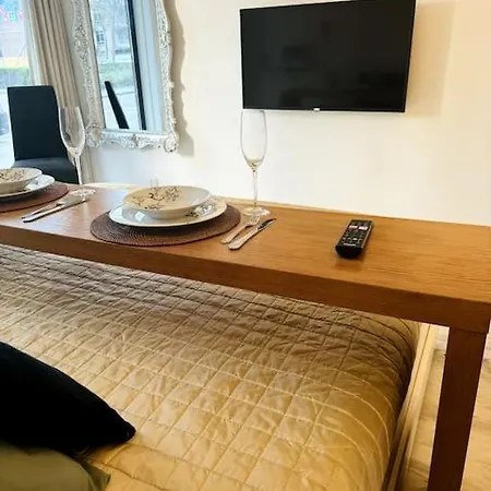 010 Center Apartmanhotel