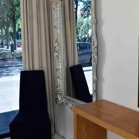 Aparthotel Fd Center *