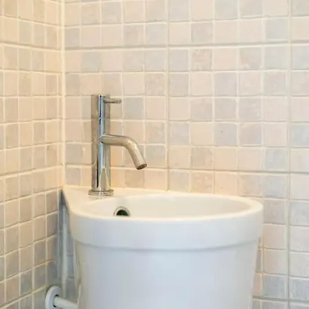 010 Center Apartmanhotel