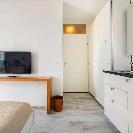 010 Center Aparthotel *