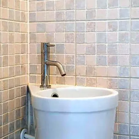 010 Center Apartmanhotel 3*