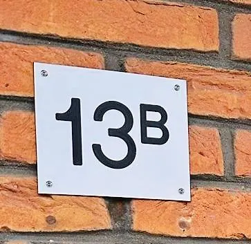 010 Center Aparthotel