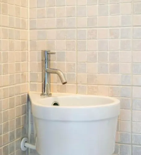 010 Center Aparthotel